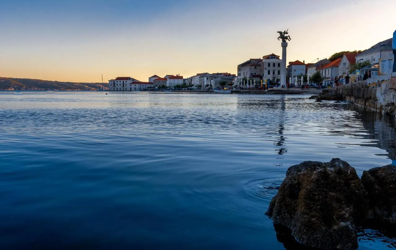 Baba Ane Apartments Kaštela